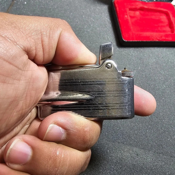 Vintage Ronson Premiere Silver Tone Gold Accent Adonis Varaflame Lighter In Case - Picture 7 of 9